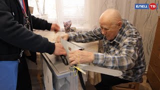 100-летний фронтовик Григорий Скроботов принял участие в выборах #выборы48_2024