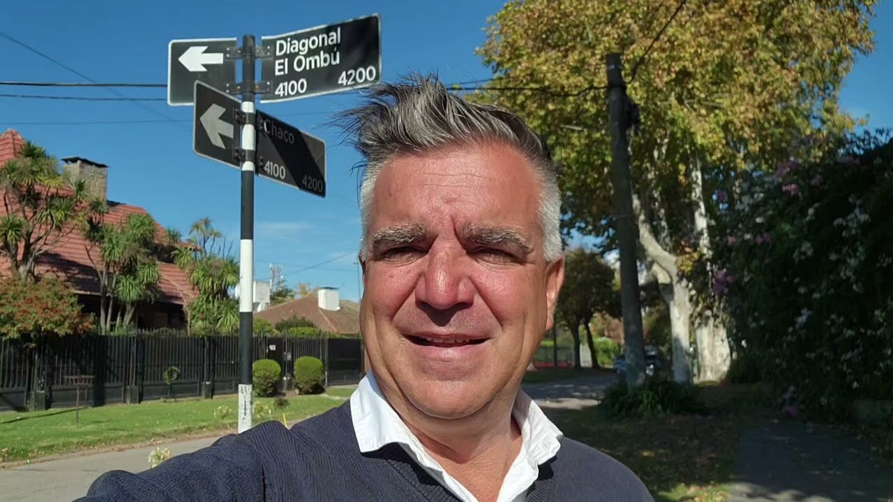 Venta - Chalet siete ambientes con piscina y parque perimetral - Santa Monica - Mar del Plata