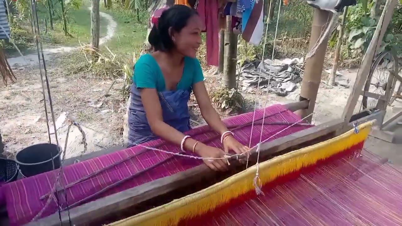 akaijwg danai boroni dokona jwbwt mwja mwja nukadwg kundug gubwini dokonasw, Hira boro,