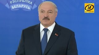 Александр Лукашенко отвечает на вопросы журналистов после голосования на выборах