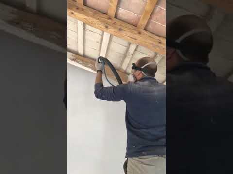 Video: False travi a soffitto: quale materiale scegliere?