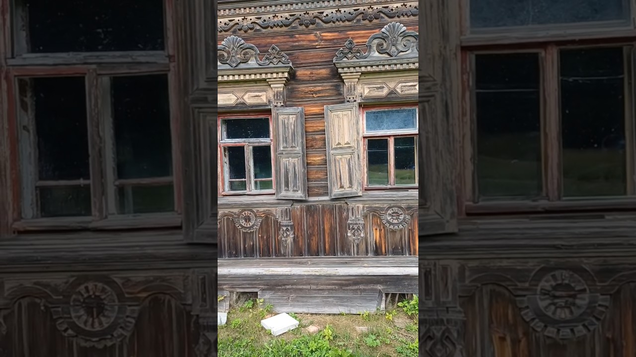 Красивейший деревянный дом в заброшенной деревне. Терем Поляша 