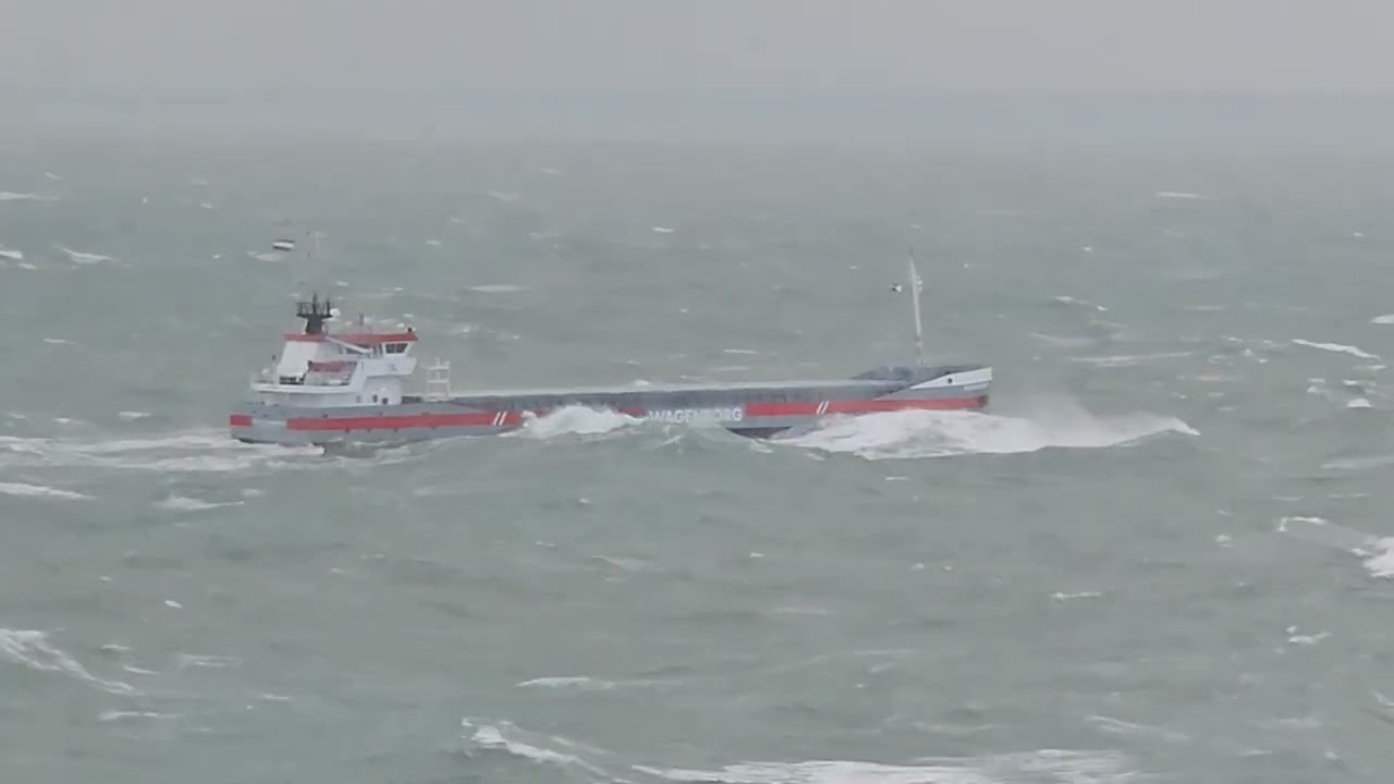 Heavy metal vs. The North Sea 🌊💪