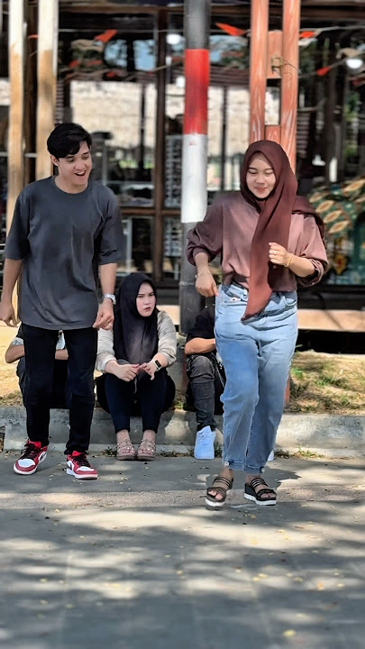 Dua pasangan bucin dan lucu #trending #shortvideo