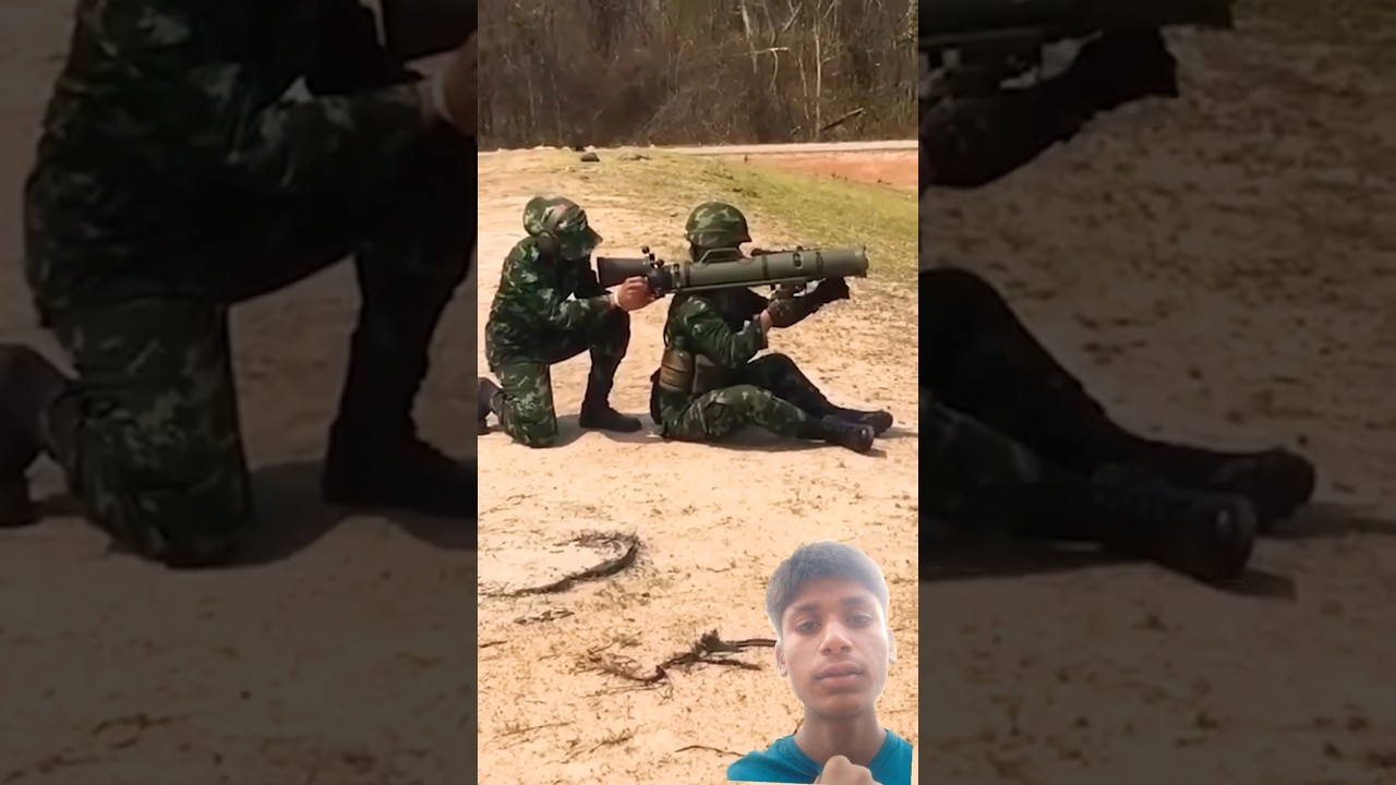 Indian army Machine gun set karte hue | 