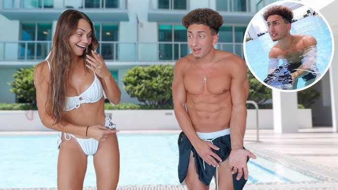 DISAPPEARING BIKINI PRANK ON GIRLFRIEND! *HILARIOUS* 