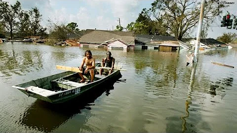 CNN journalist put down camera to save Katrina vic...