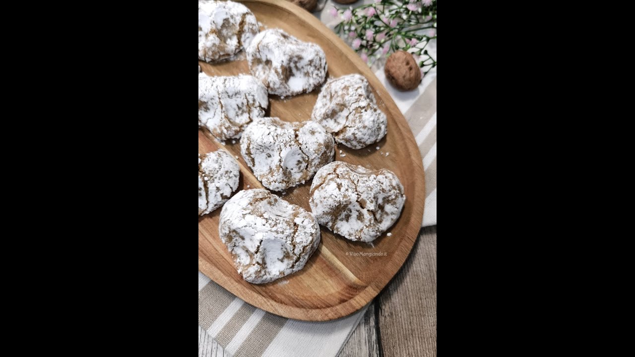 Pizzicotti alle noci, dolcini che si sciolgono in bocca