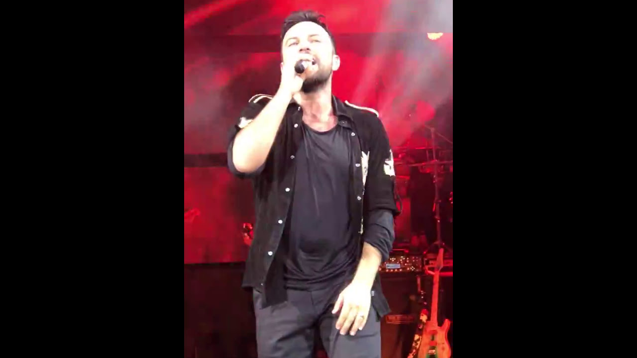 TARKAN KEDİ GİBİ 08.09.2017 HARBİYE AÇIK HAVA KONSERİ YouTube