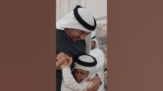 تواضع وطيبة الشيخ محمد بن زايد مع الأطفال
