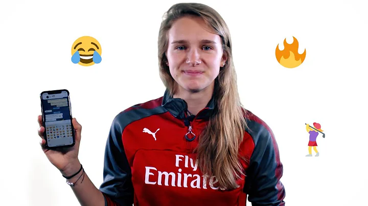 What's on Vivianne Miedema's phone? | Arsenal Women