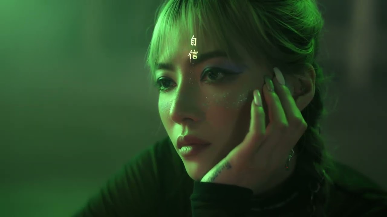 CF｜ROGＸ阮禾茜 "訊號篇"｜頂樓導演 Mr.Rooftop