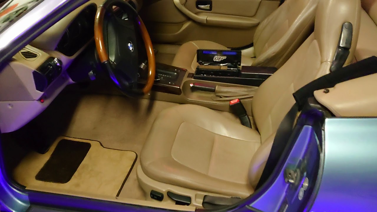 Paul Meyers - James Bond Theme Sounds Car Horn