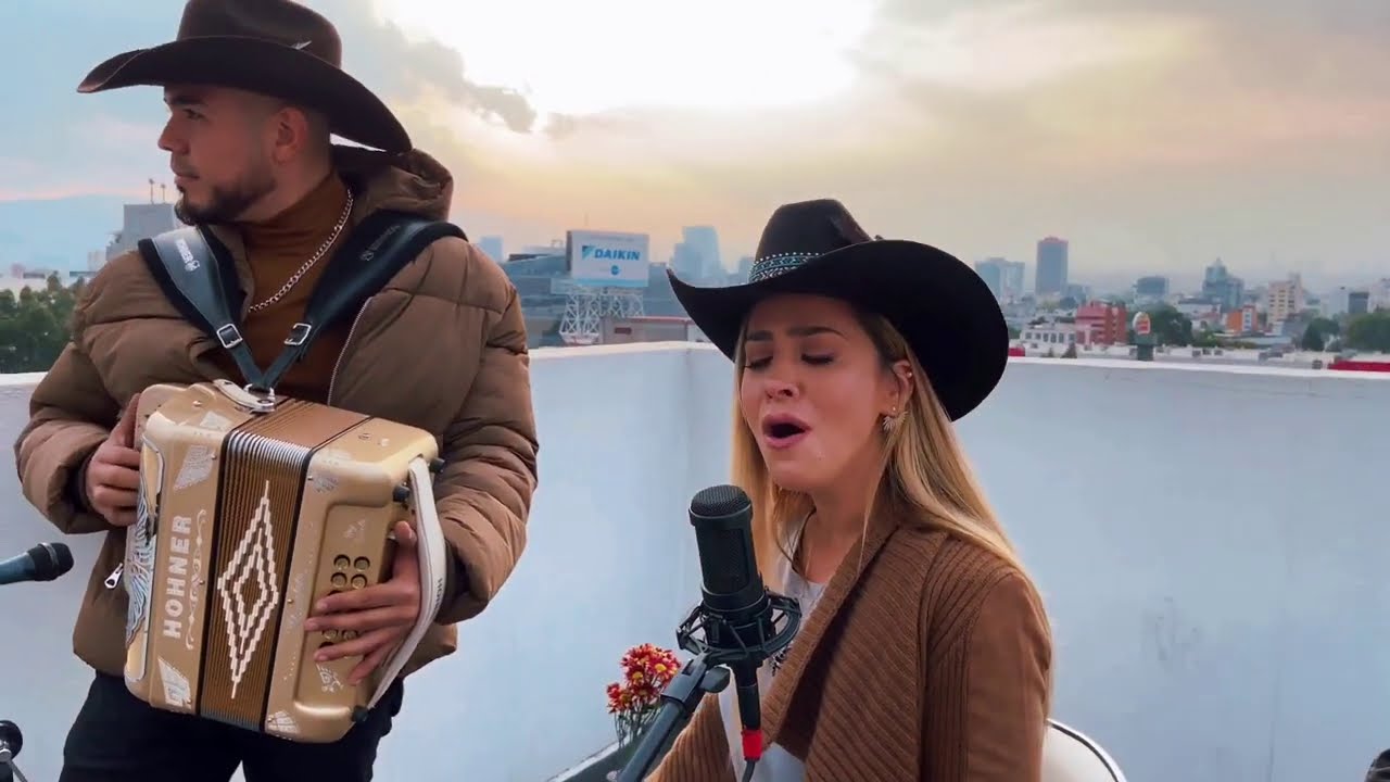 Cerquita De Ti - Karina Catalán - Cover - Grupo La Firma