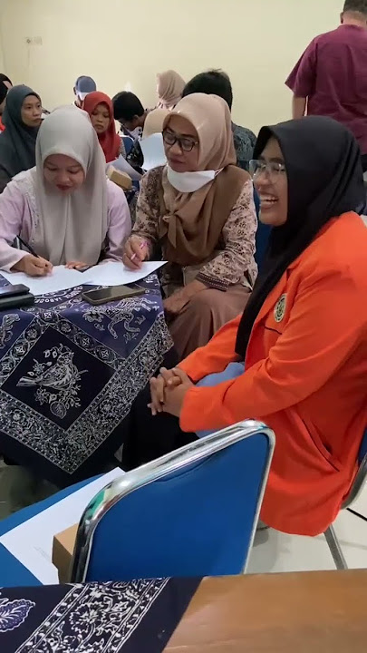 Pengabdian Masyarakat di Desa Kepek Pemberdayaan UMKM melalui Digital Marketing & Branding