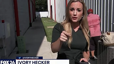 M.Reck & Da Earth Live: Fox News Reporter Exposes Fox Live On Air|Ivory Hecker