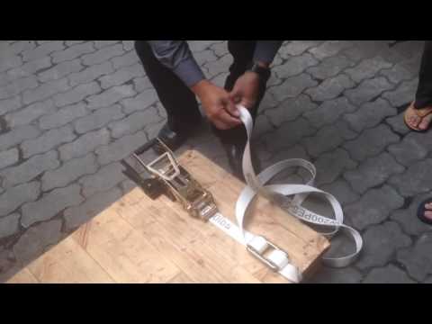 Video [Sancopack] Hướng dẫn sử dụng dây đai lashing ràng... - youtube