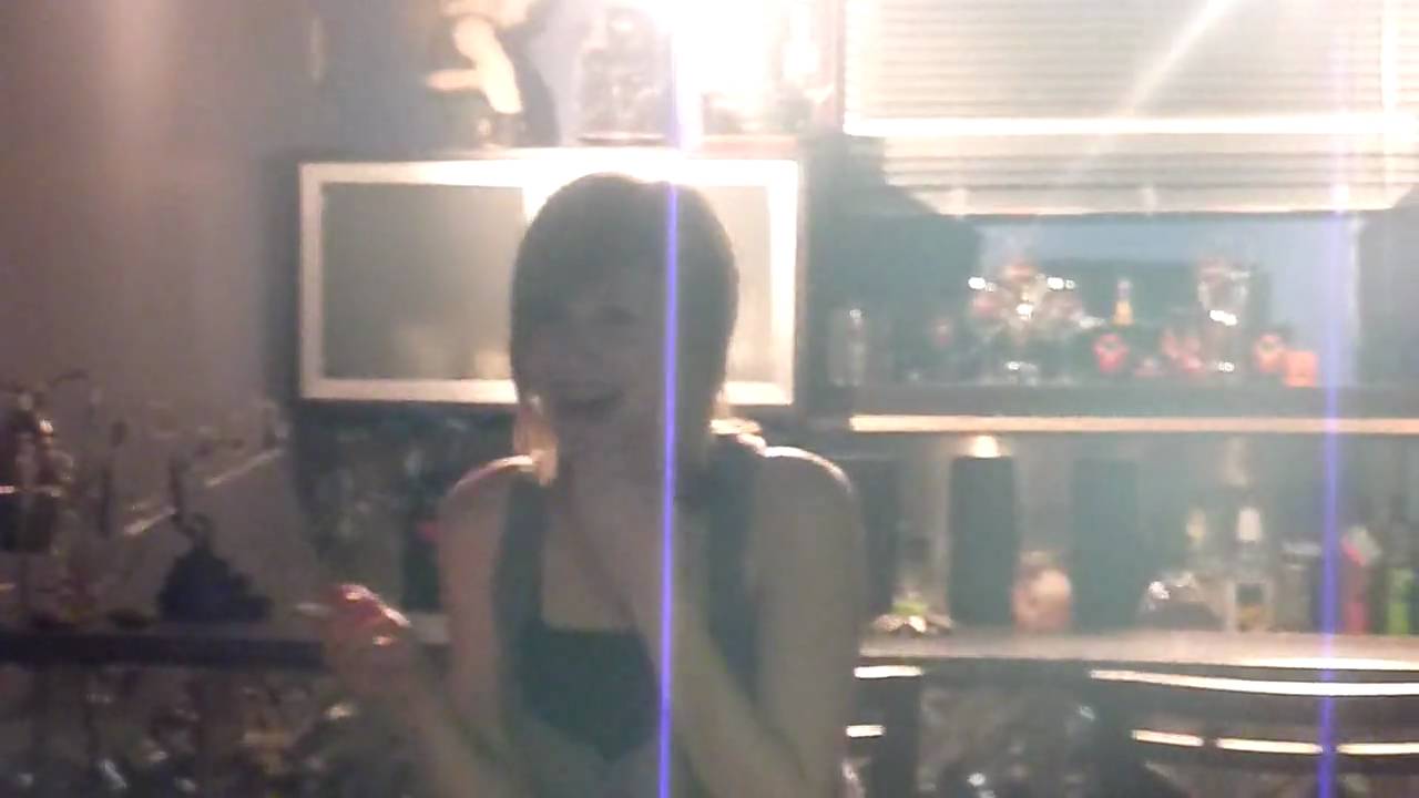 Chelsea & flipping eye lids(newyears09/10) YouTube