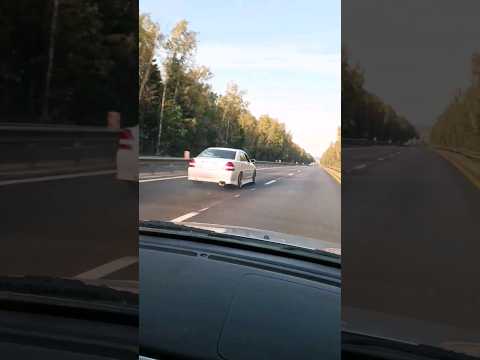 LADA PRIORA vs