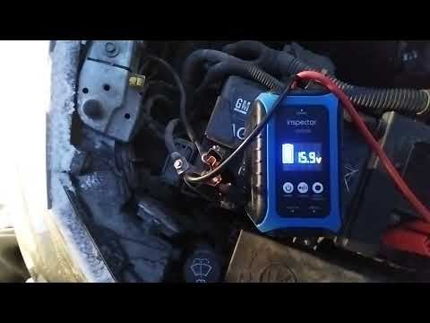 Заводим автомобиль в мороз пускачом Inspector Booster