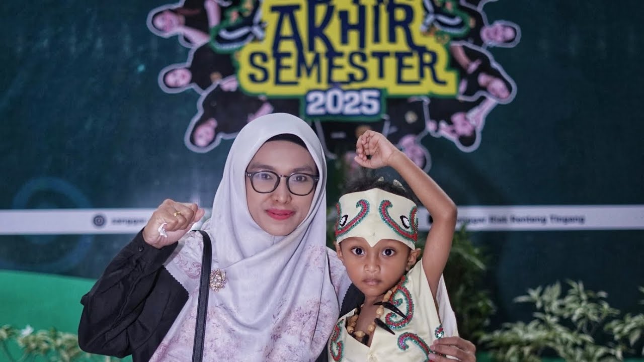 Tari Giring-giring Kalimantan Tengah - Sanggar Riak Renteng Tingang