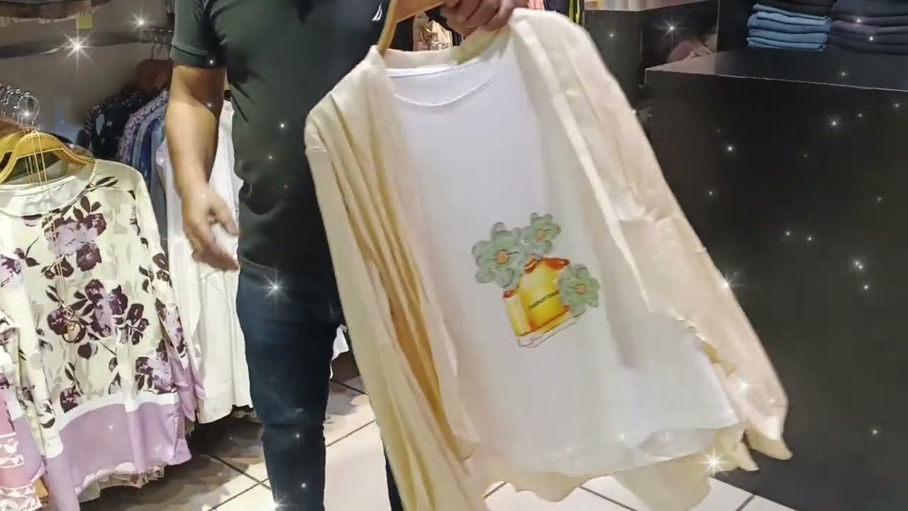  Part .2...saima mall...Western dresses aur shoes ki zaberdast shops