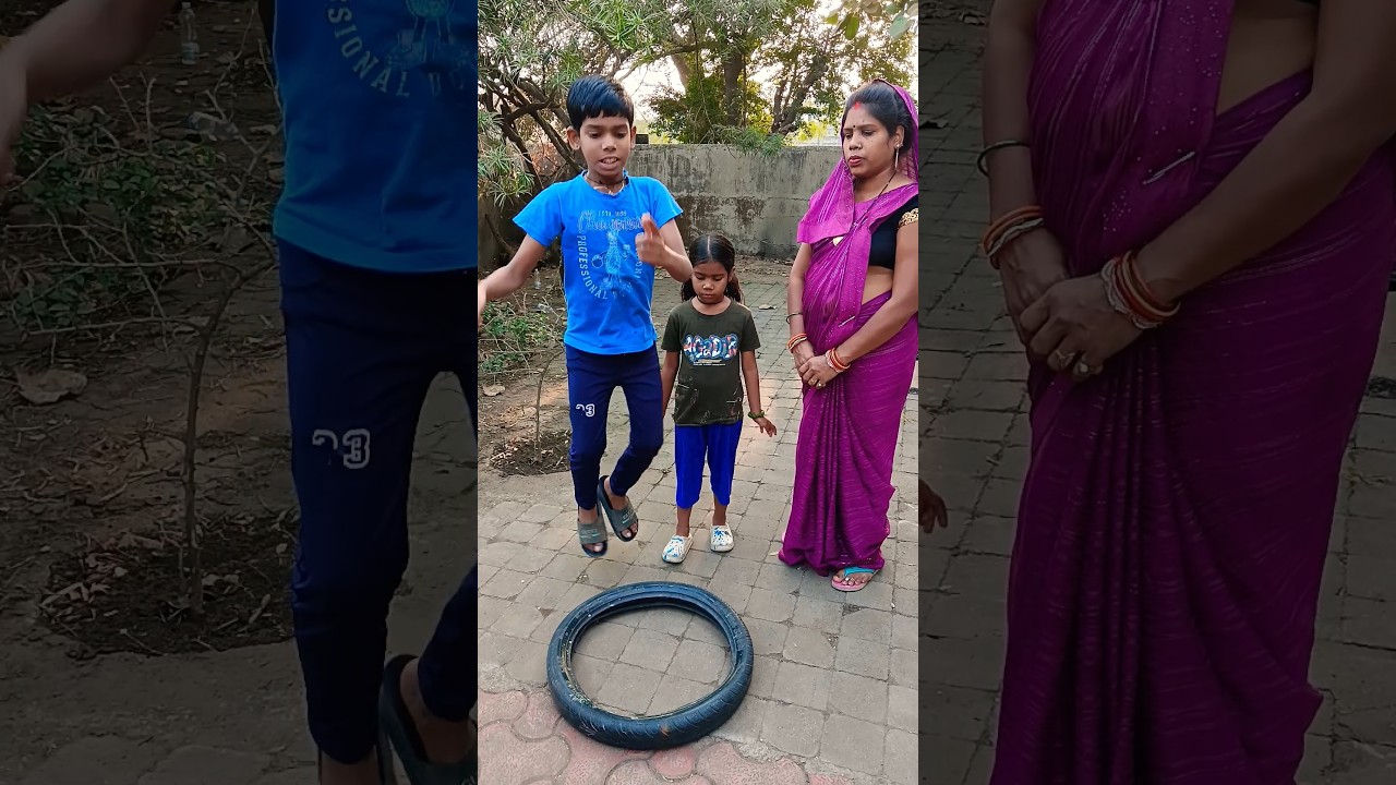 Introducing the "VitaWear SmartBand," a next-generation wearable gadget🎉