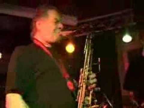 YouTubeでScissors - Hans Dulfer presented by handieMan Live @ De Nootを視聴 YouTubeでScissors - Hans Dulfer presented by handieMan Live @ De Nootを視聴