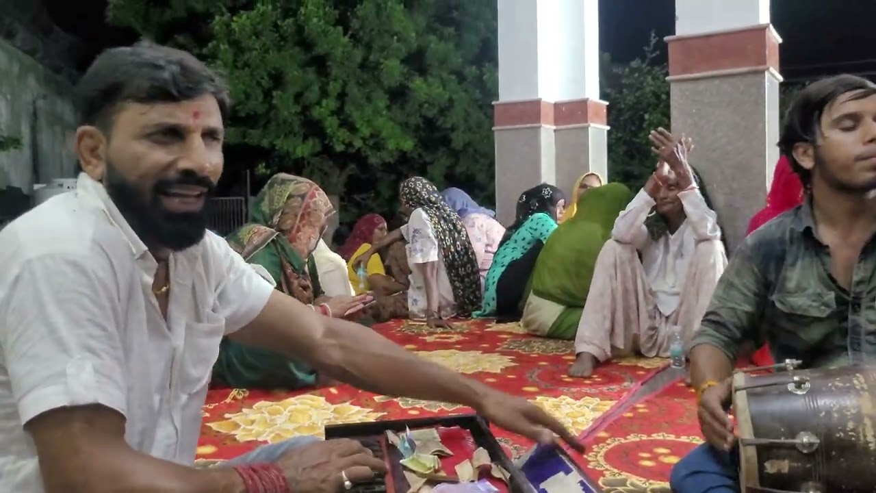 🙏हिडकी दे के रोवन लागी🙏गुरू हरीराम भगत जी #youtube #trending #babamohanram #krishna #hindu #bhajan