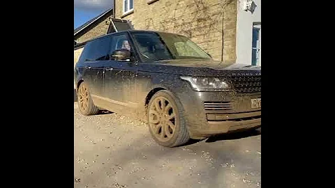 Jeremy Clarkson Complains About His Girlfriend Lis...