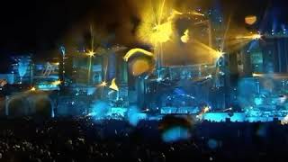 David Guetta playing his emotional Tribute Remix of Aviciis 'Heaven' feat. Chris Martin at TML 2019