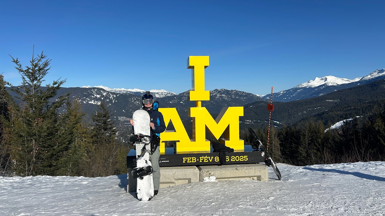 Trying snowboarding for the very first time 🏂🇨🇦