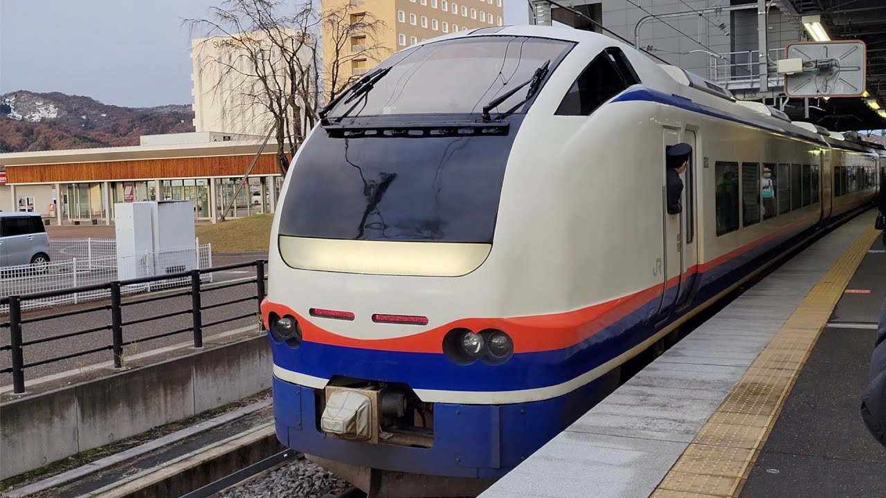入線・発車シーン】特急しらゆき_E653系 - YouTube