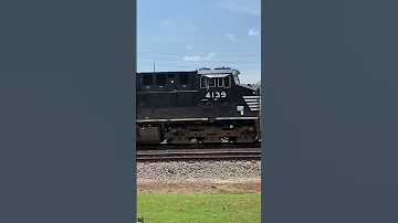 Ns 4139 Leads Train In Austell Ga 