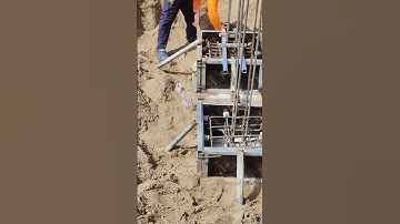 Technical close footing formwork by mortar
