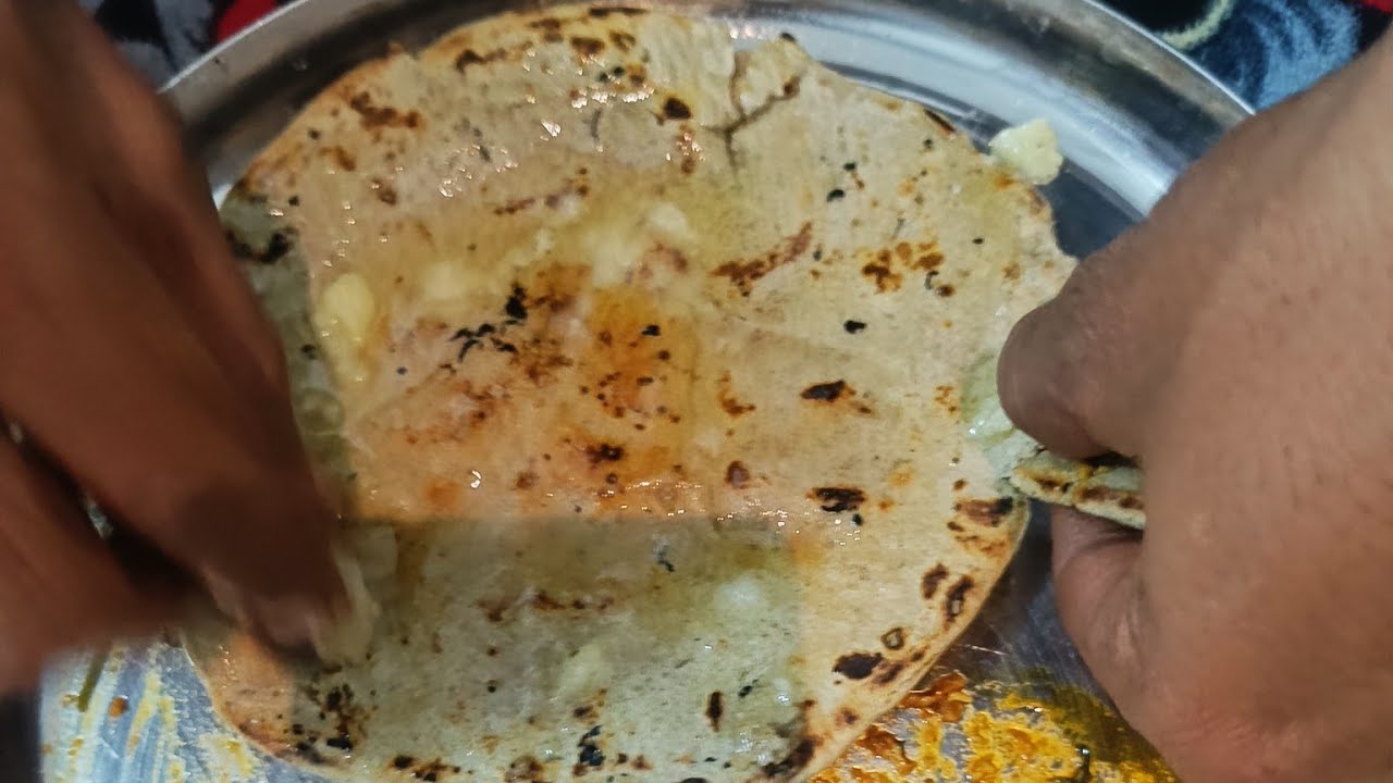 Maine Roti Banai to 😡gussa ho gaye hain Roti Kaise Banai hai🥵🥵🥵 - YouTube