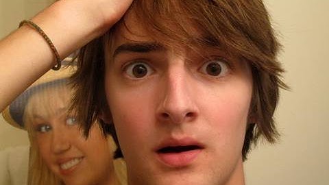 Miley Cyrus "Party in the USA" Parody - Get Out of My Head Miley