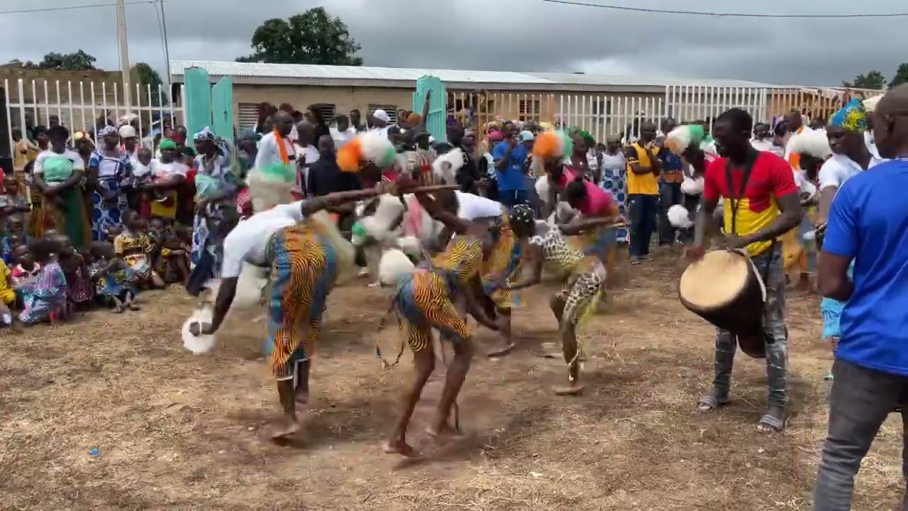La danse 💃 traditionnelle de Kahanso