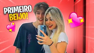 O FELIPE E A MELODY DERAM SEU PRIMEIRO BEIJO!!