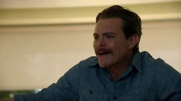 Clayne Crawford ,Jordana Brewster in  Lethal weapon - i am nornal