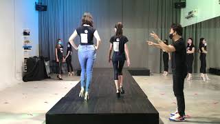 Duet  Learn catwalk | Modeling | Runway walk | How to walk