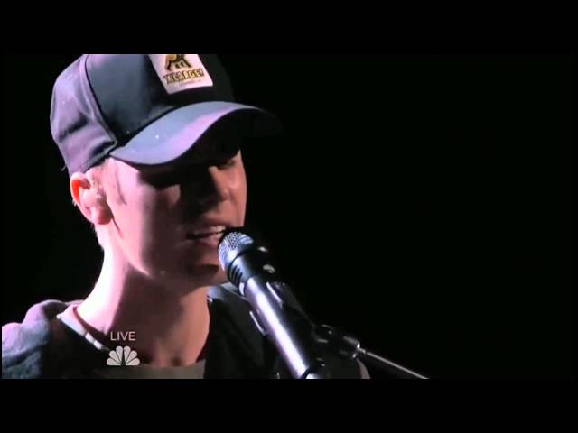 Justin Bieber - Sorry (piano version) live @ The Voice USA | December 2015. class=