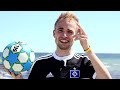 Select Beach Soccer strandbolden testes i sit rette element
