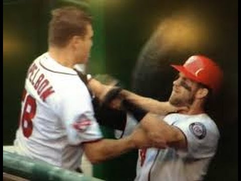 Bryce Harper: Auctioned Jonathan Papelbon fight jersey not as