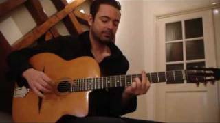 Miniatura de vídeo de "Robin Nolan selling amazing Guitar"