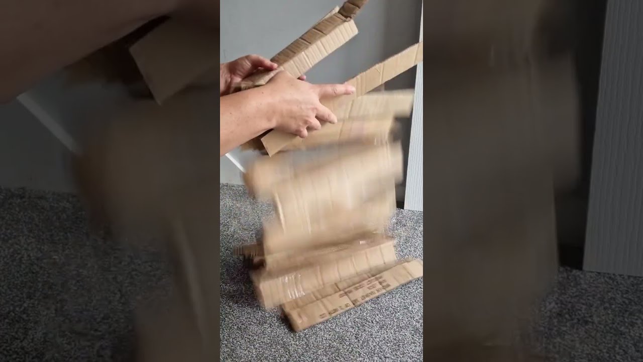 Create A DIY Horizontal Scratcher For Your Cat