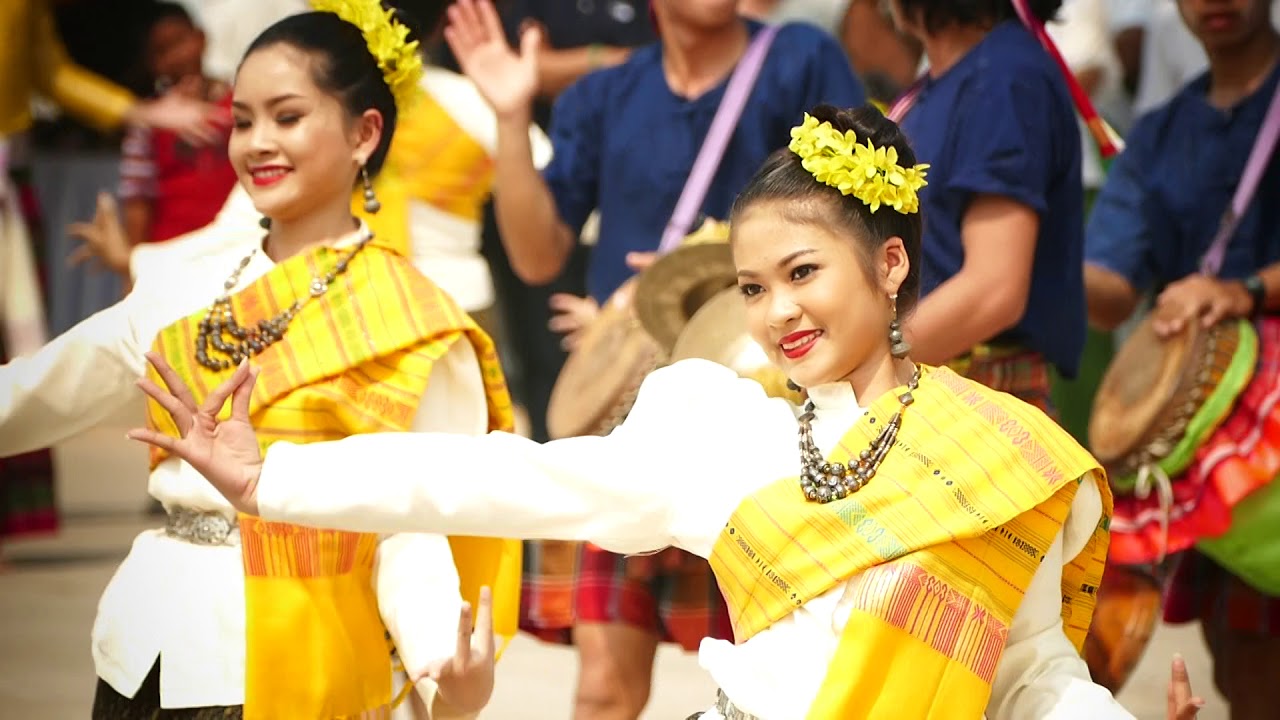 กลองยาว มหาลัยมหาสารคาม สนุก สวยงาม น้ำตาจะไหล