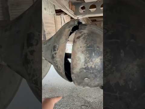 Heavy Bus Rear Differential Failure | Complete Roadside Repair thumbnail