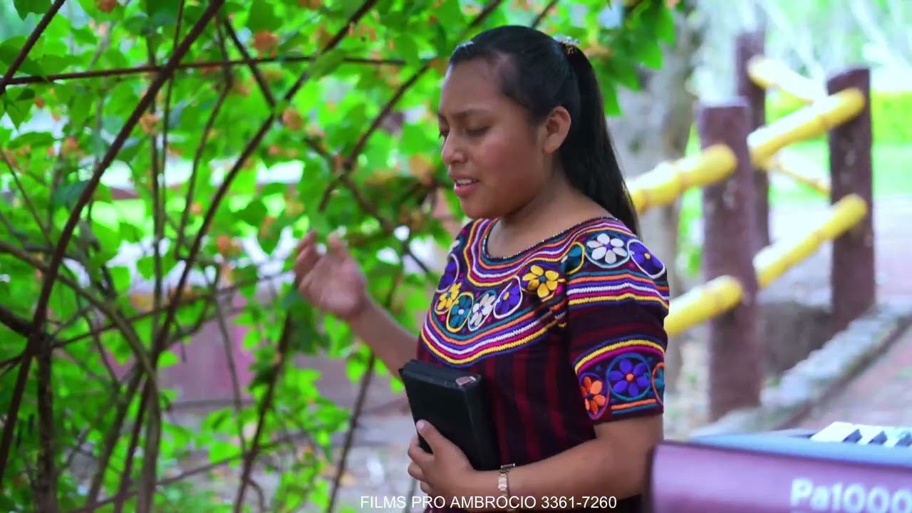 Solista marta alicia Tiniguario Alonzo ft Tommy Lopez tema un dia sera nos moriremos cel 49429006_