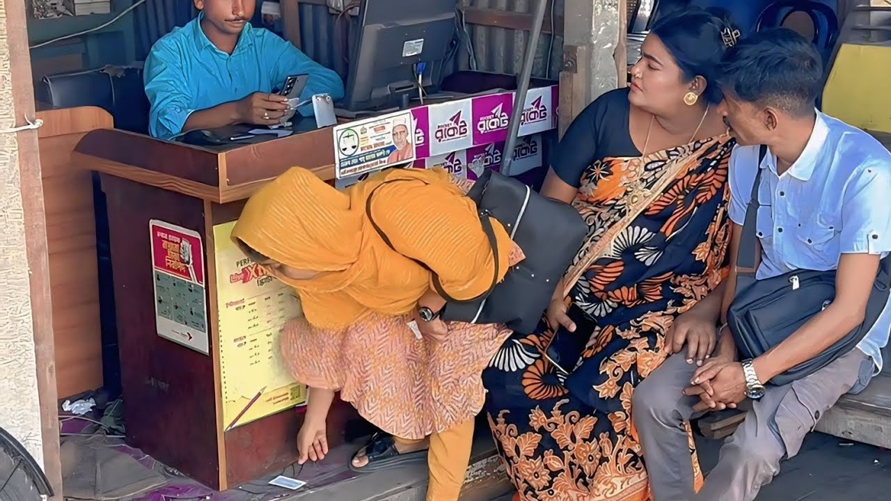 ভিজিটিং কার্ড দিয়ে বিকাশের দোকানে প্রতারণা